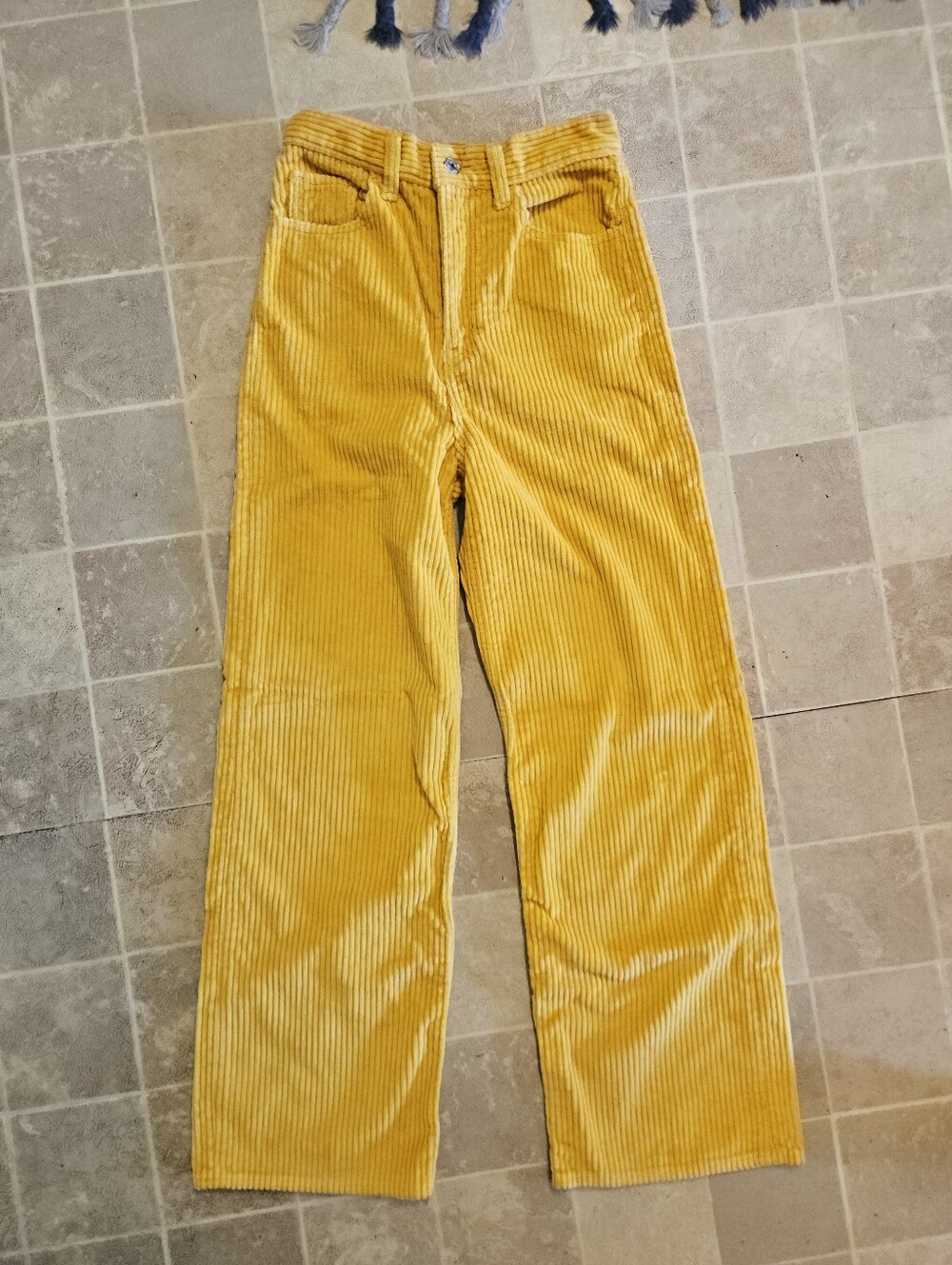 Men's LEVI'S x THE SIMPSONS Limited Yellow/Gold Corduroy Pants Size 25x29